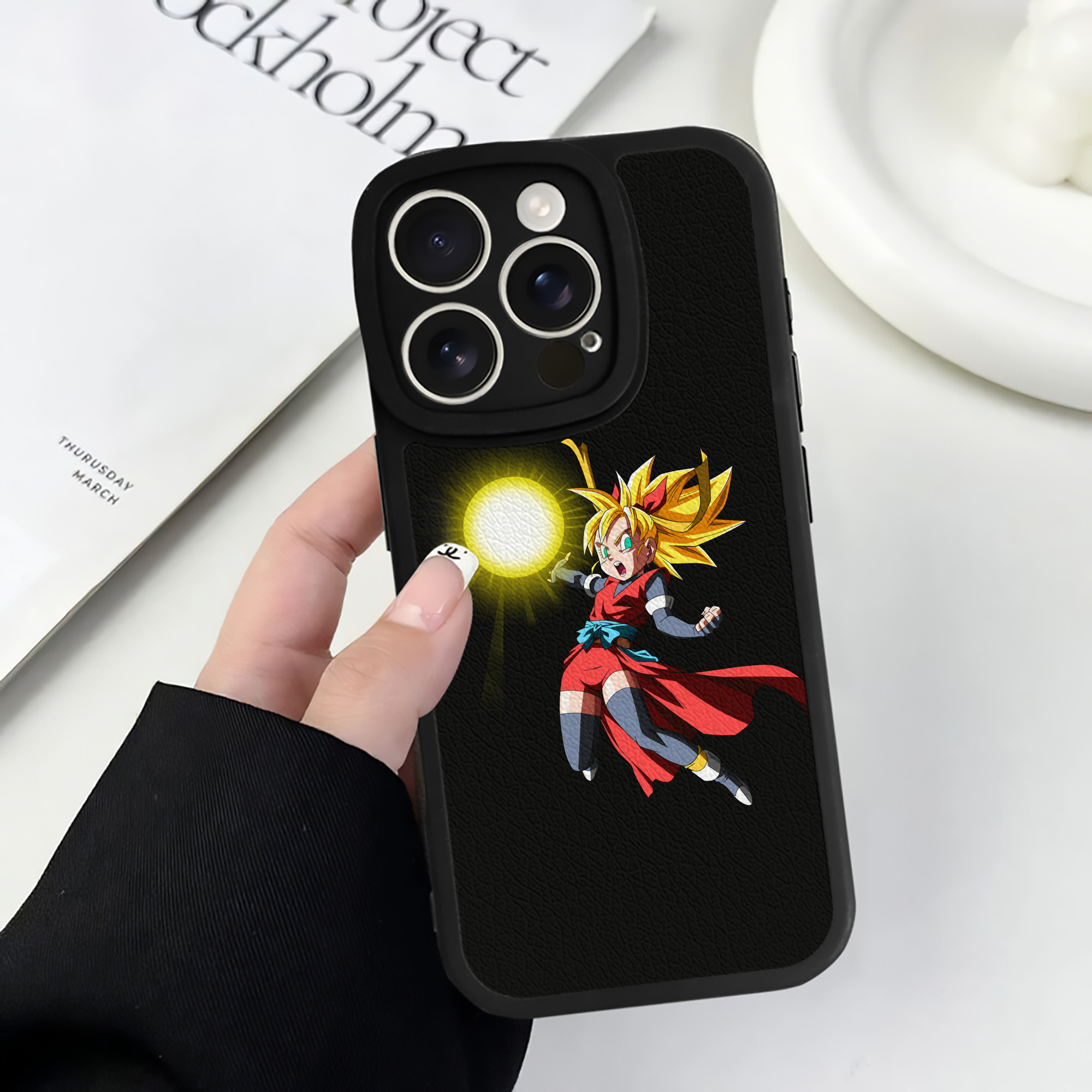 （画像用） ドラゴンボール カリフラ DRAGON BALL Caulifla 【iPhone 16シリーズ対応】シリコンスマホケース（レザー調） 材質：シリコン